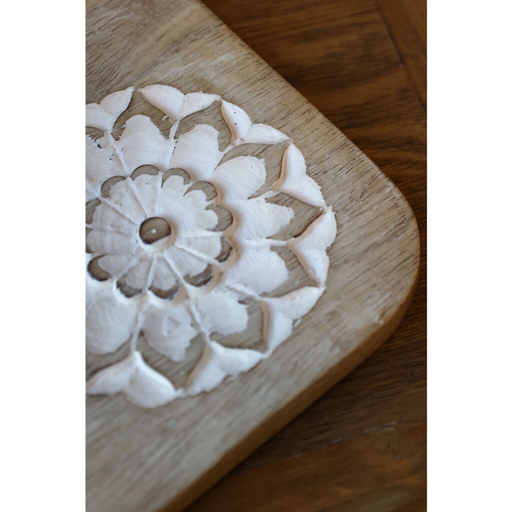 Tours Tapasbrett mit Schnitzereien