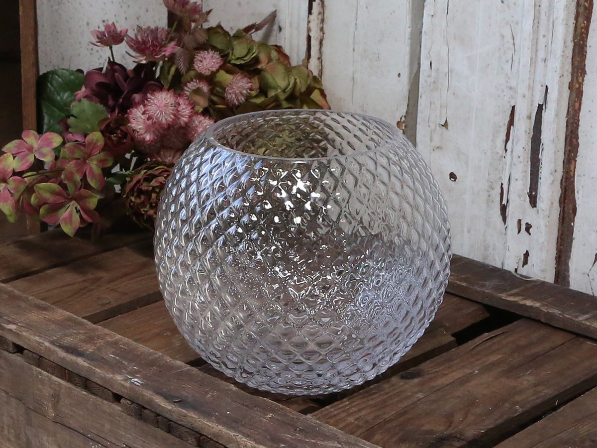 Chic Antique Vase mit Diamantenausschnitt Preview Image