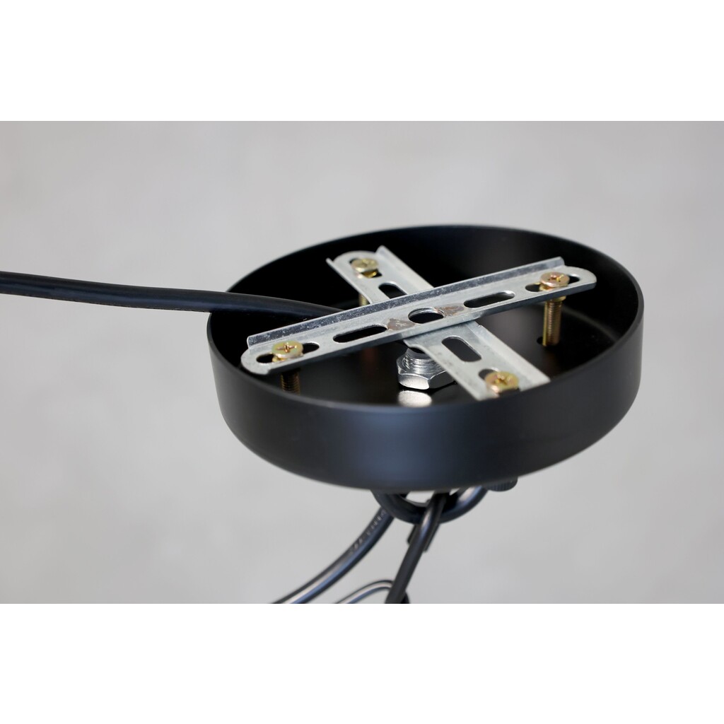 Versailles Kronleuchter mit tropfenformigen Glasprismen