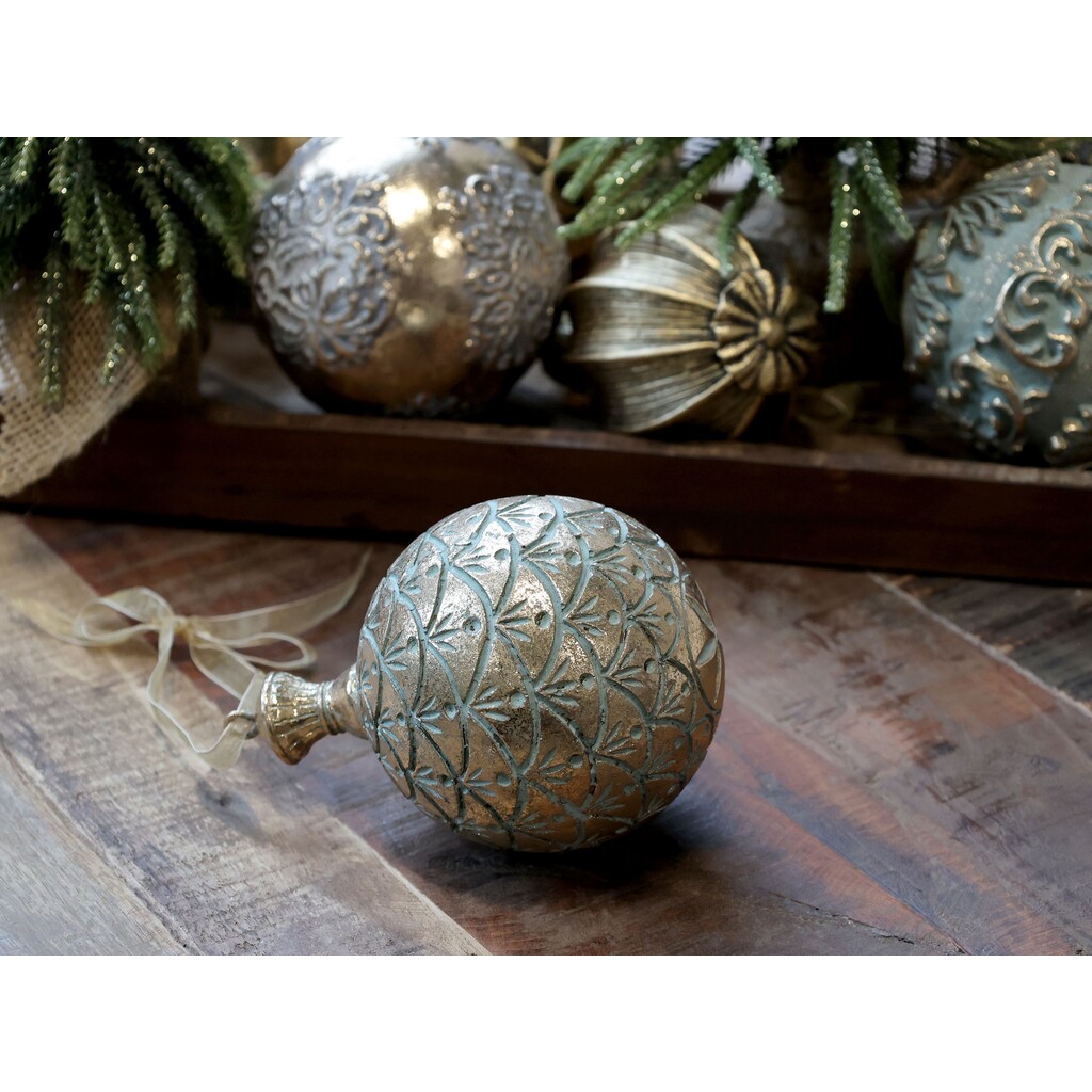 Weihnachtskugel im Antique Verte Stil
