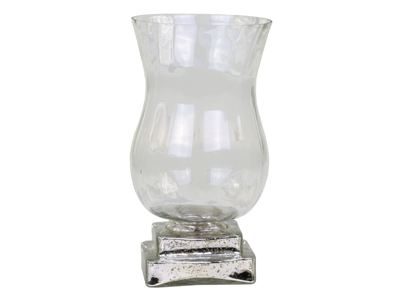 Windlicht auf silbernem Fuss