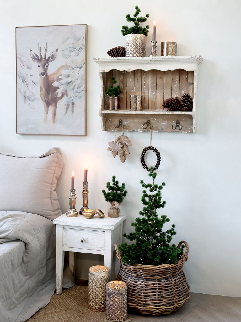 Chic Antique Winterliches Bild mit Rehmotiv Preview Image