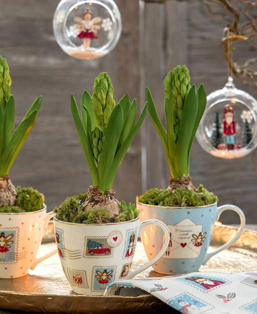 GreenGate Mug Xmas Letter pale blue Preview Image