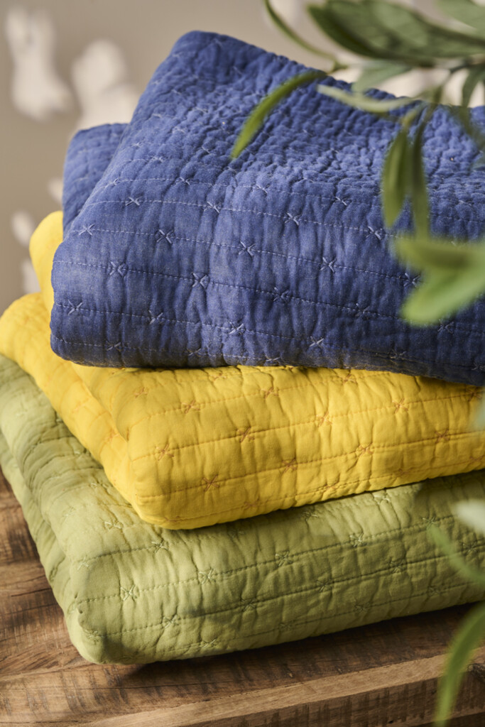 IB Laursen Baumwoll-Quilt mit Kreuzstichen Preview Image
