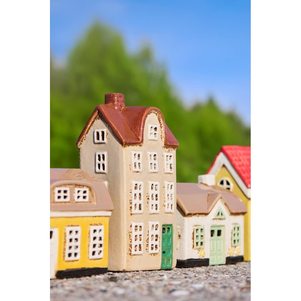 IB Laursen Lichthaus Ebeltoft gelb | Keramikhaus für Teelicht