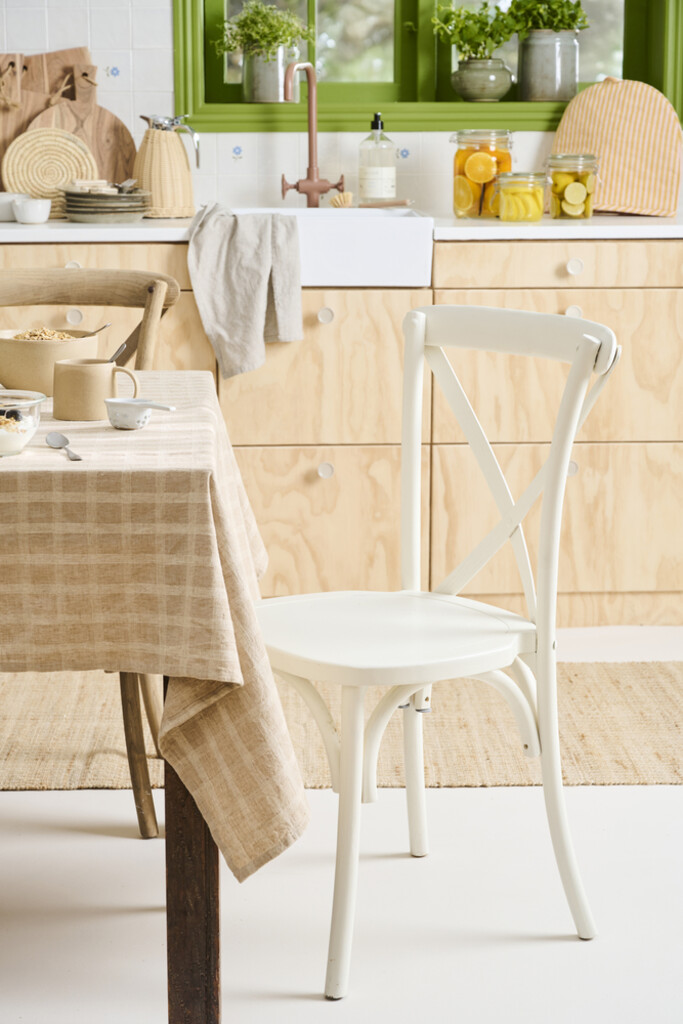 IB Laursen Provence-Stuhl mit Holzsitz, stapelbar online kaufen bei SKANDEKO (Ansicht 2)