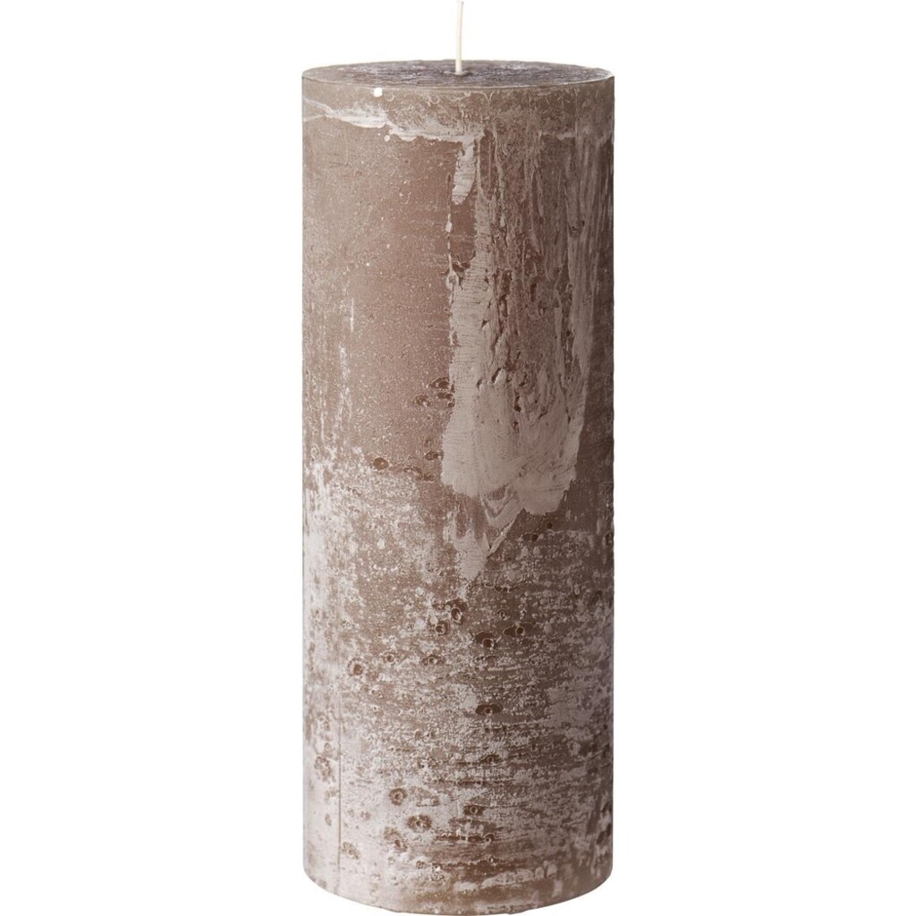 Rustikale Stumpenkerze mit Textur