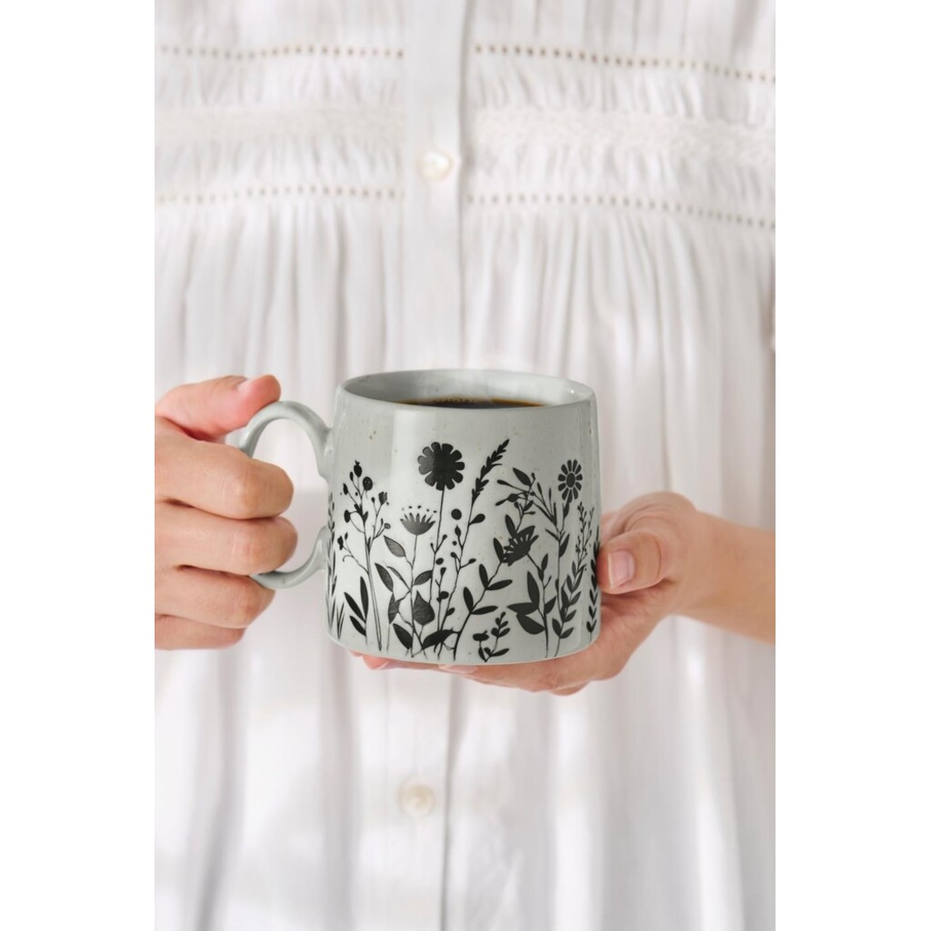 IB Laursen Tasse mit Henkel mit Blumensilhouetten