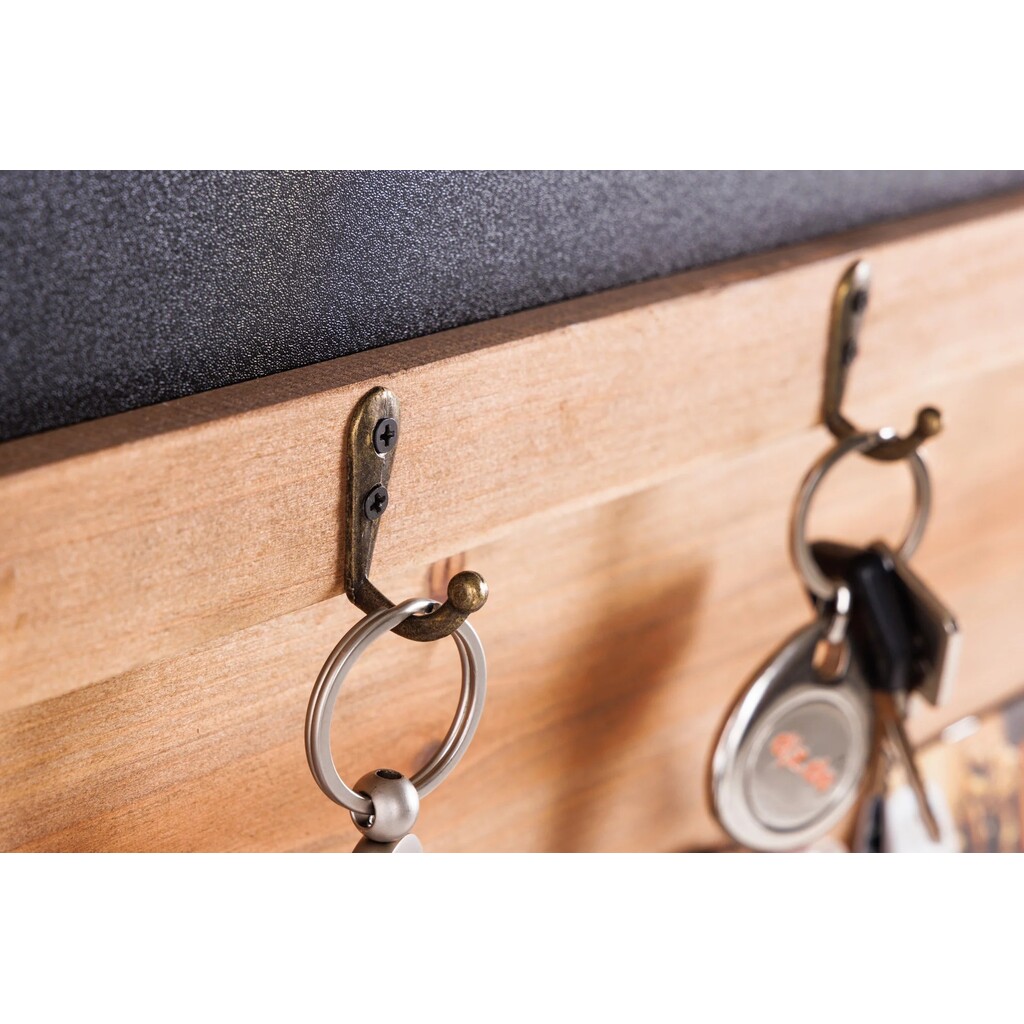 Wandboard Heritage aus Kiefernholz