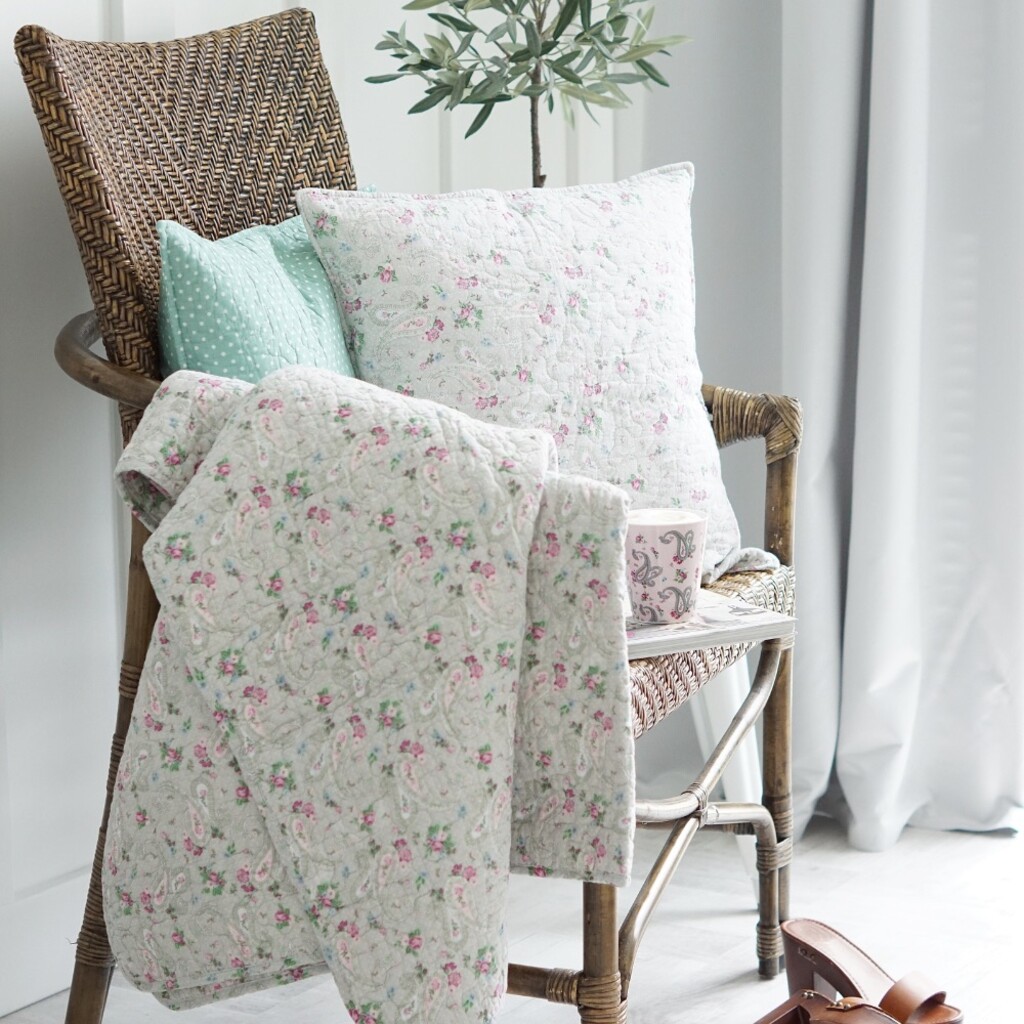 Krasilnikoff Quilt mit Paisley Muster, Pink-Grey Preview Image