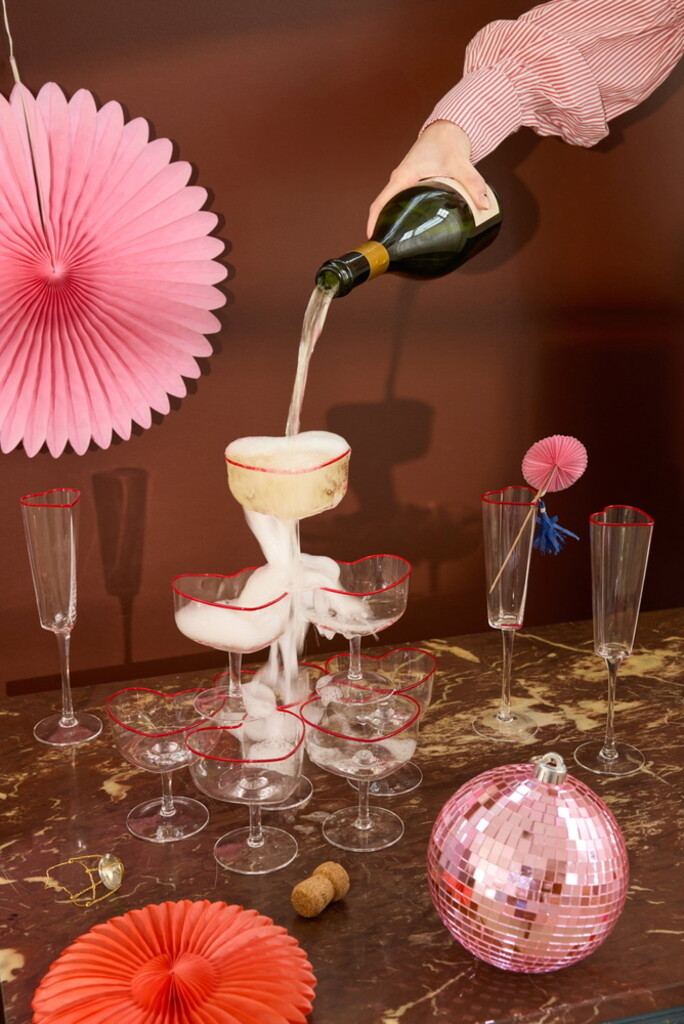 RICE Herz Champagner Coupe Glas mit rotem Rand online kaufen bei SKANDEKO (Ansicht 2)
