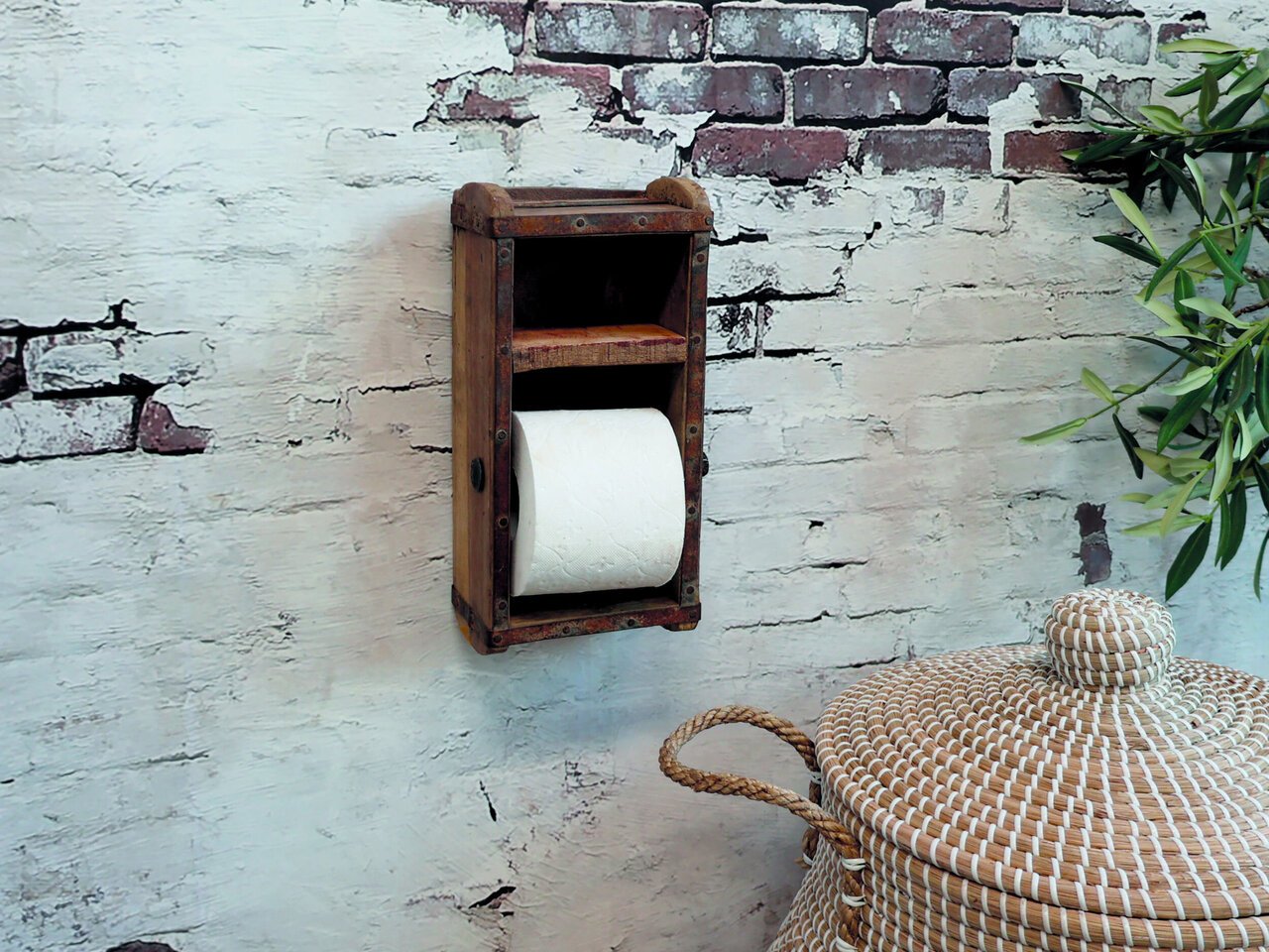 Chic Antique Toilettenpapierhalter in Ziegelform Preview Image
