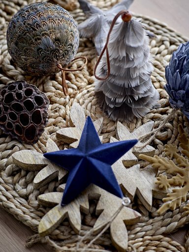 Impressionen zu Bloomingville 2er Set Ornament Martia Tannenbaum aus Federn, Bild 4