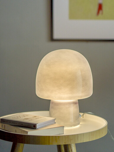 Impressionen zu Bloomingville Paddy Tischlampe aus Glas, Bild 4