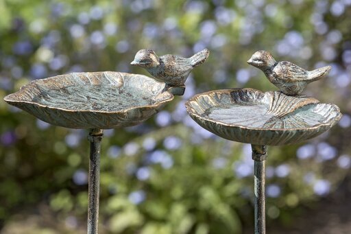 Impressionen zu Boltze Vogeltränke Vogelbad mit Vogel, Bild 1