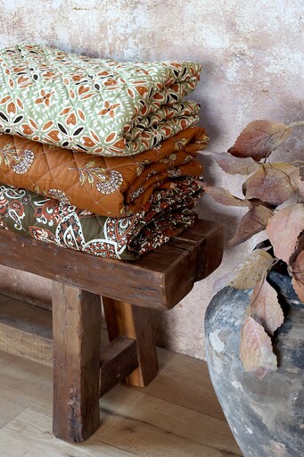 Impressionen zu Chic Antique Aix Quilt mit Batikmuster, Bild 3