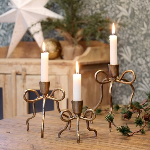 Impressionen zu Chic Antique Kleiner Kerzenständer mit Füßen, Bild 1