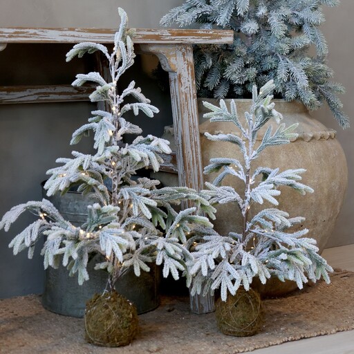 Impressionen zu Chic Antique Künstllicher Tannenbaum mit Schnee & LED inkl. Timer, Bild 1