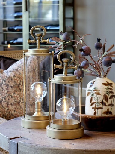 Impressionen zu Chic Antique Stall Laterne mit LED und Timer, Bild 1