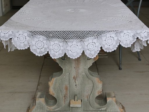 Impressionen zu Chic Antique Gehäkelte Tischdecke aus Baumwolle, Bild 1
