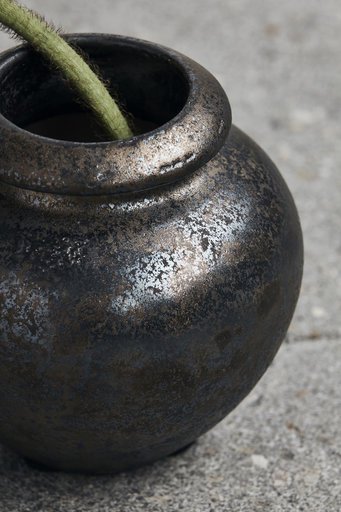 Impressionen zu House Doctor Vase Mini Bronze, Bild 2