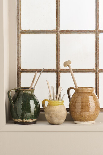 Impressionen zu IB Laursen Keramik Vase mit Henkel naturfarbig Avignon, Bild 5