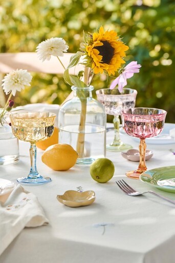 Impressionen zu IB Laursen Vase Anna aus klarem Glas mit Hals, Bild 1