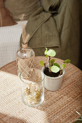 Impressionen zu IB Laursen Vase, Flasche Glas mit Rattangeflecht, Bild 2