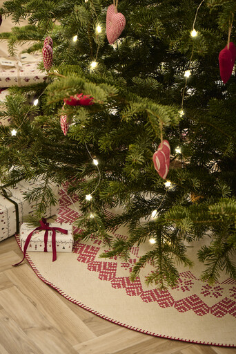 Impressionen zu IB Laursen Weihnachtsbaumteppich mit Randstickerei, Bild 1