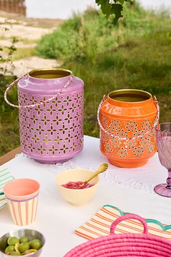 Impressionen zu RICE Metall Laterne mit Henkel, Bild 2